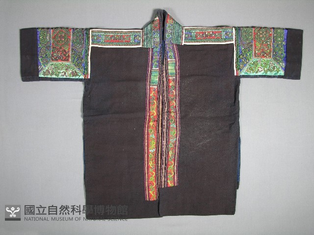 上衣藏品圖，第1張