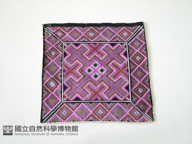 揹兒帶繡片藏品圖，第1張