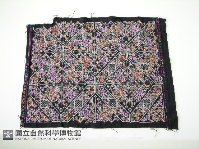 揹兒帶繡片藏品圖，第1張