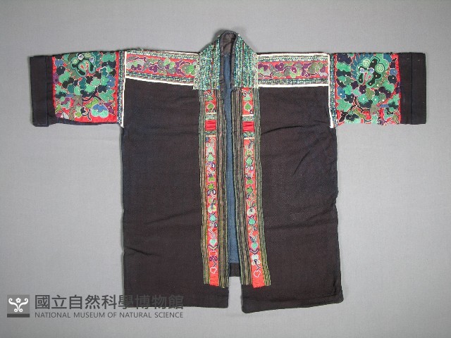上衣藏品圖，第1張