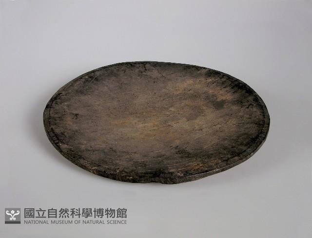 圓形木彫肉盤藏品圖，第1張