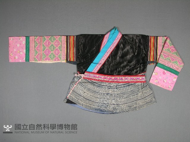 上衣藏品圖，第1張