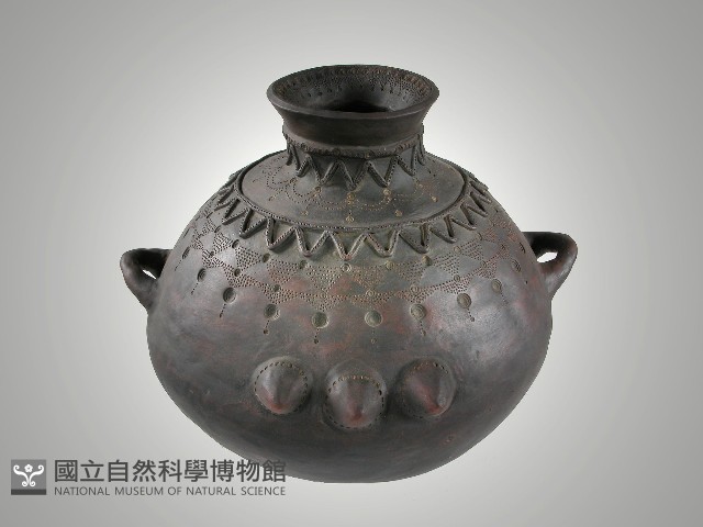 有耳太陽紋陶壺藏品圖，第2張