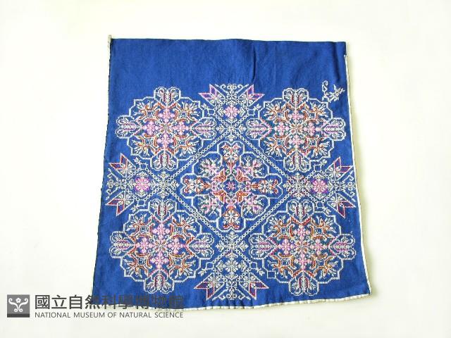 揹兒帶繡片藏品圖，第1張