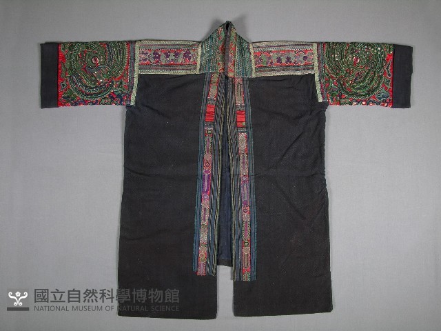 上衣藏品圖，第1張