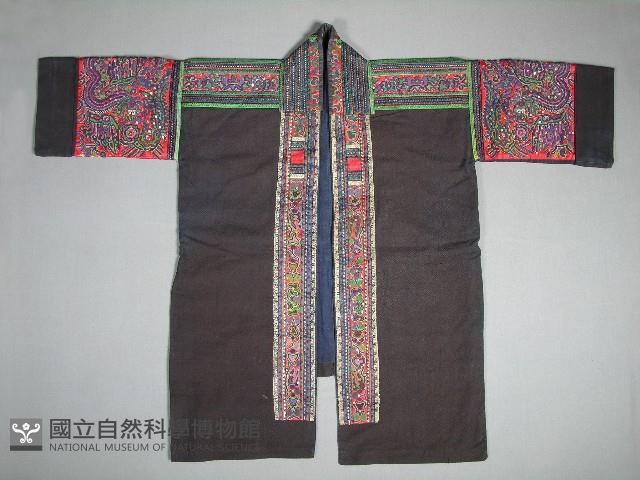 上衣藏品圖，第1張