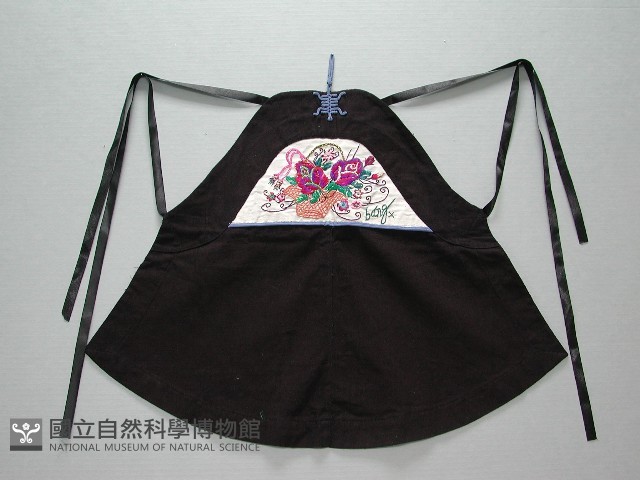 女子常服(胸兜)藏品圖，第1張