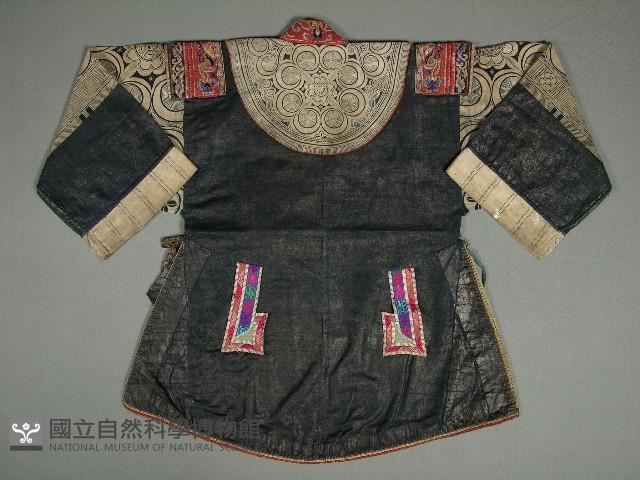 上衣藏品圖，第2張