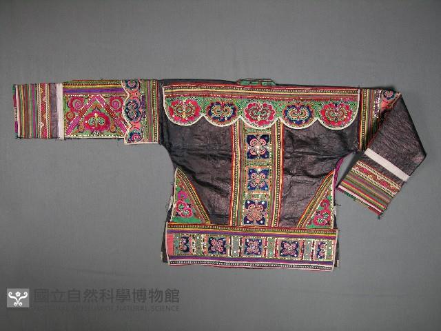 上衣藏品圖，第2張