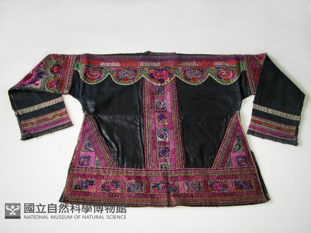 上衣藏品圖，第2張