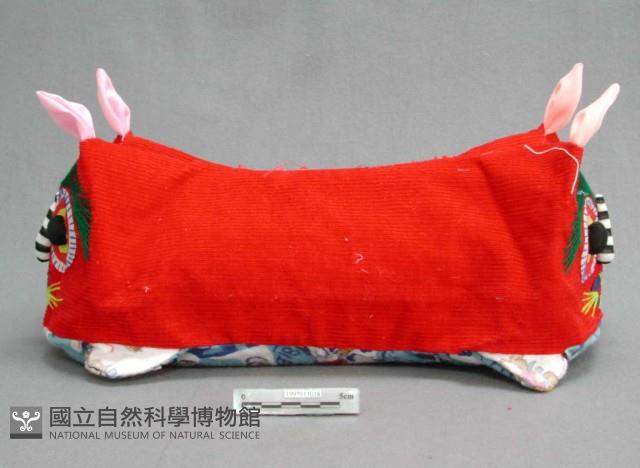 虎頭枕藏品圖，第2張