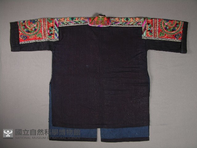 上衣藏品圖，第2張