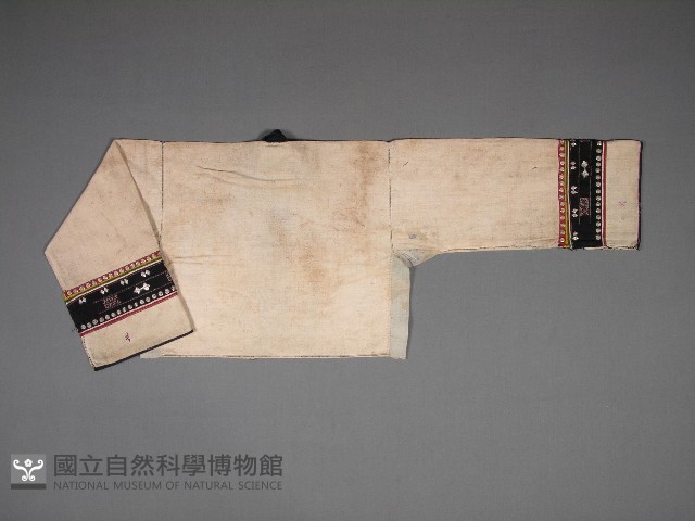 上衣藏品圖，第2張