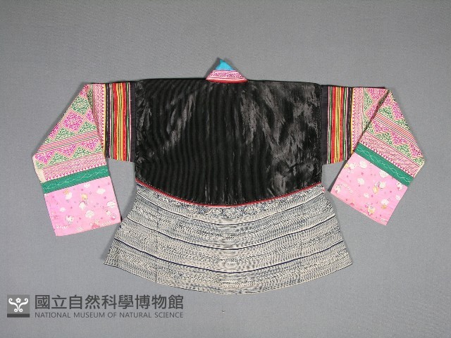上衣藏品圖，第2張