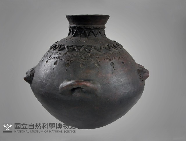有耳太陽紋陶壺藏品圖，第1張