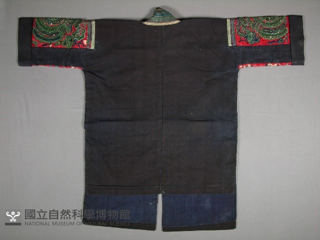 上衣藏品圖，第2張