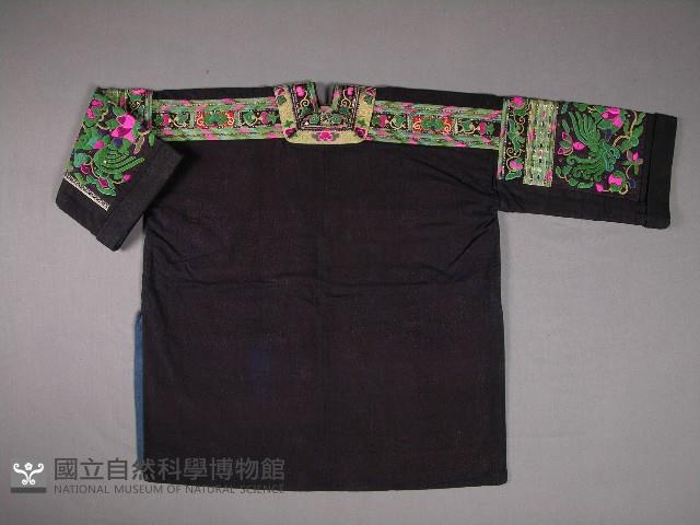 上衣藏品圖，第2張