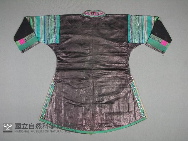 上衣藏品圖，第2張