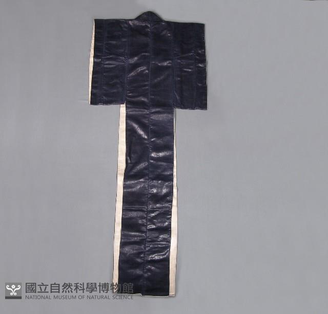 上衣藏品圖，第2張