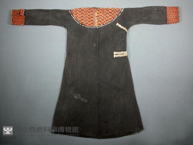 刺繡女長衣藏品圖，第1張