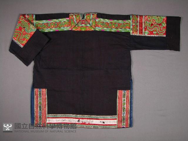 上衣藏品圖，第2張