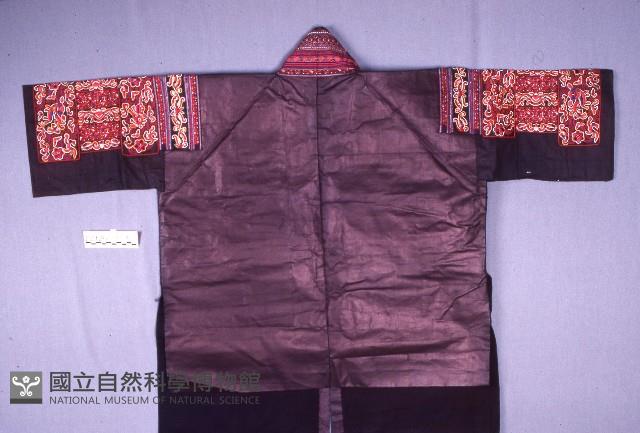 上衣藏品圖，第2張