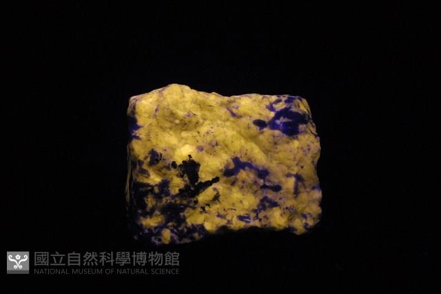 鈣柱石藏品圖，第9張