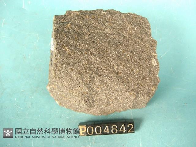 紫蘇輝石安山岩藏品圖，第4張