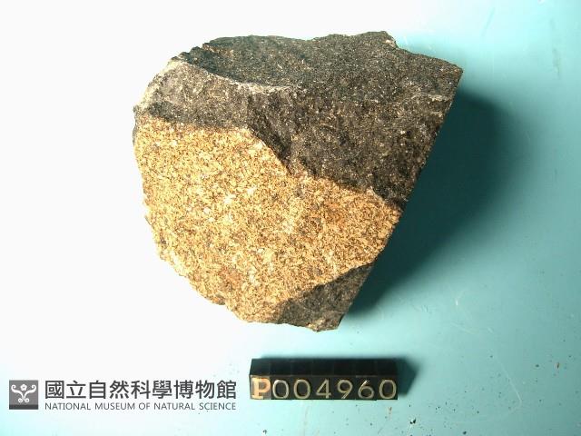 微輝長岩藏品圖，第3張