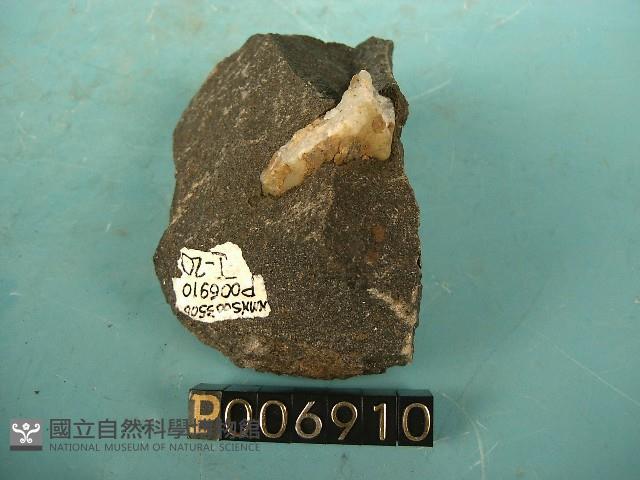 矽質玄武岩藏品圖，第2張