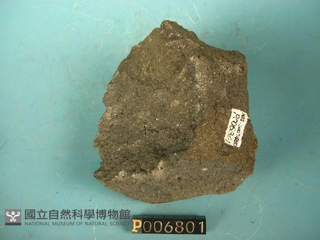 輝石安山岩藏品圖，第2張