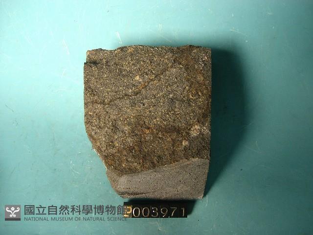 玄武岩藏品圖，第2張
