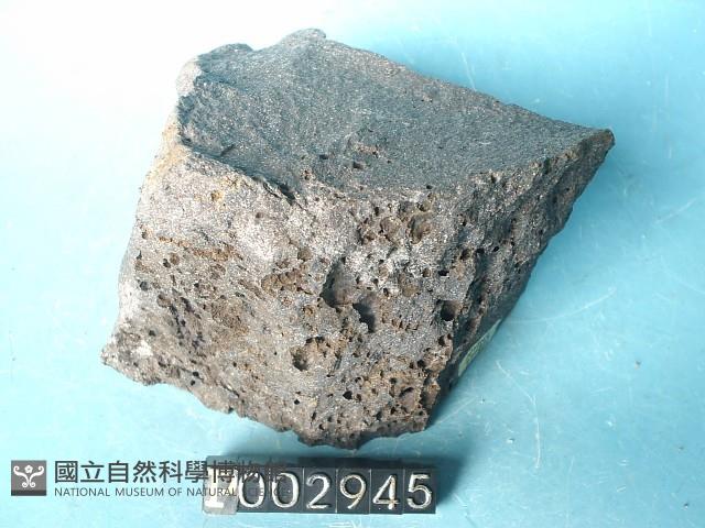 玄武岩藏品圖，第2張