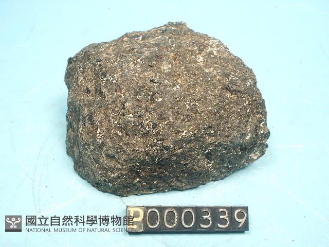 玻璃質玄武岩藏品圖，第2張