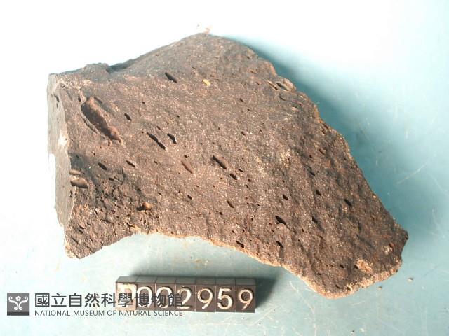 玄武岩藏品圖，第2張