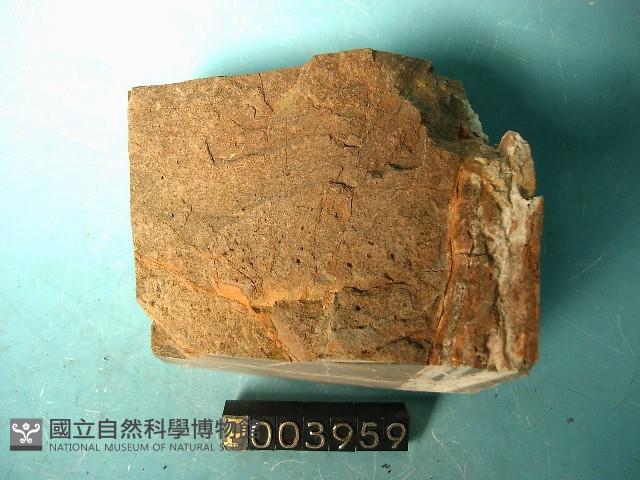 方沸石煌綠岩(沸綠岩)藏品圖，第2張