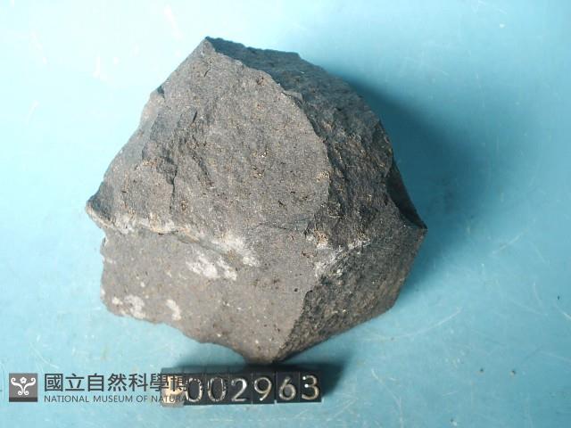 玄武岩藏品圖，第2張
