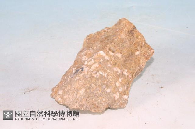 玄武岩藏品圖，第2張