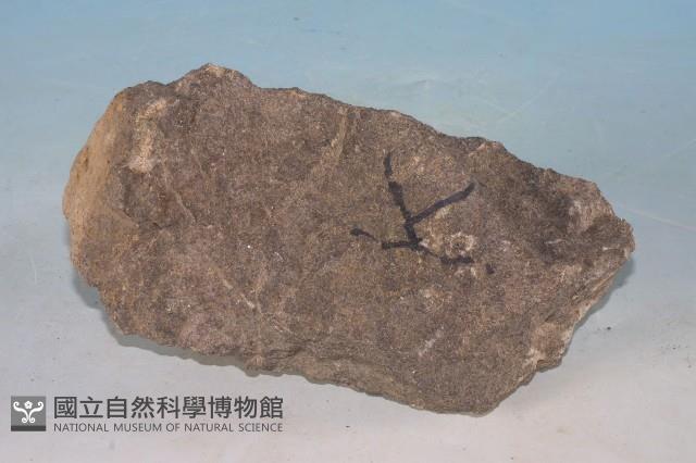 玄武岩藏品圖，第2張