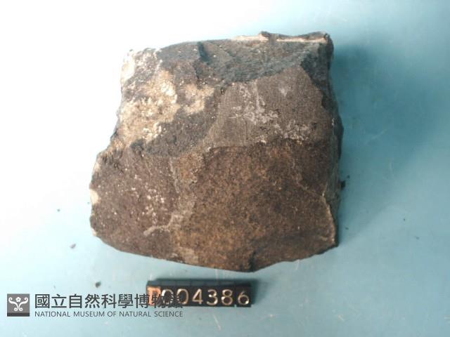 玄武岩藏品圖，第2張