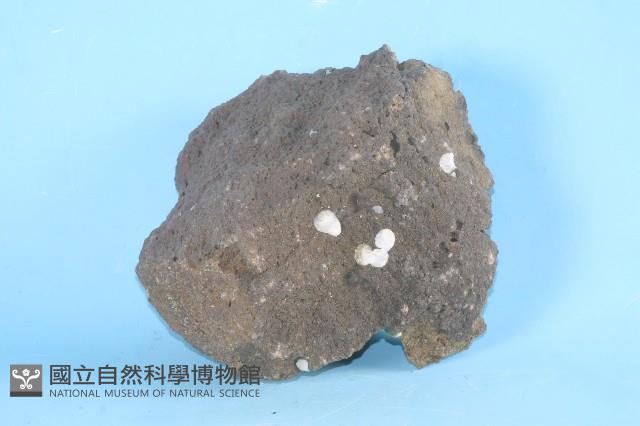 玄武岩藏品圖，第2張