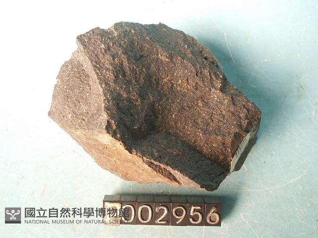 玄武岩藏品圖，第2張