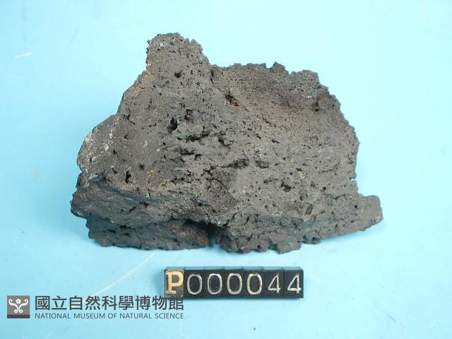 鹼性橄欖玄武岩藏品圖，第4張