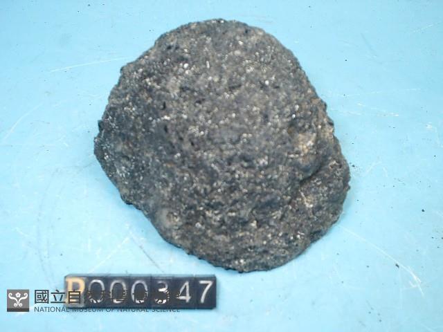 玻璃質玄武岩藏品圖，第2張