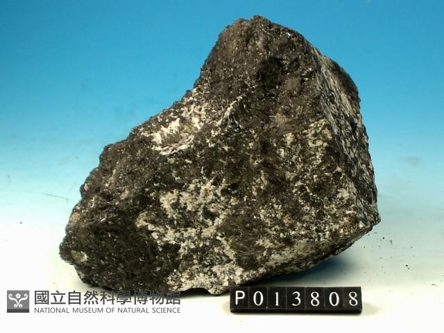 玻璃質玄武岩藏品圖，第2張