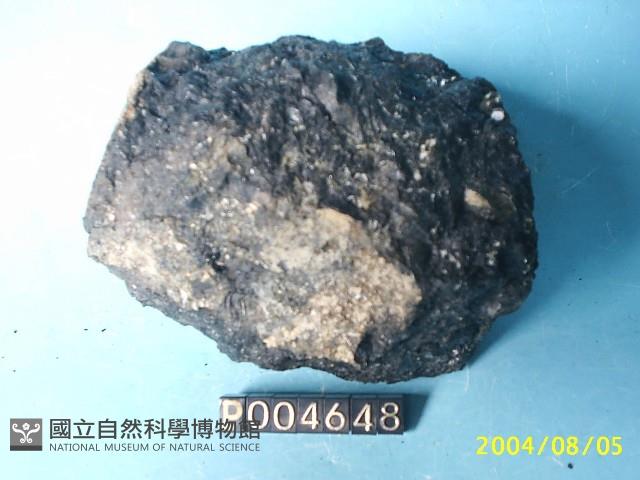 玻璃質玄武岩藏品圖，第2張