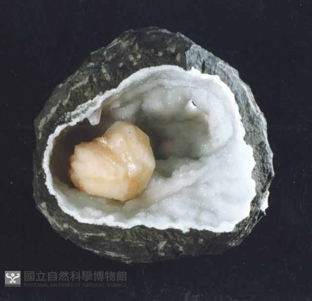 輝沸石藏品圖，第4張