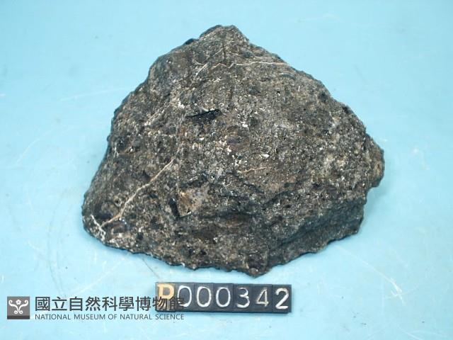 玻璃質玄武岩藏品圖，第2張