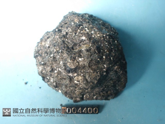 玻璃質玄武岩藏品圖，第2張