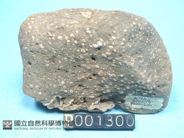 玄武岩藏品圖，第2張